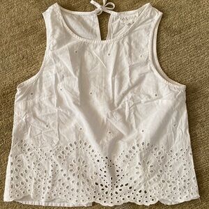 ~Isa & Ella White Floral Eyelet Top